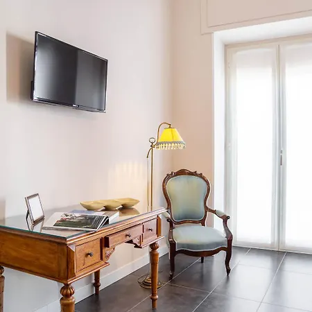 That's فندق مبيت وإفطار